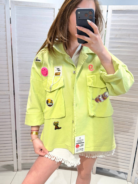 Bestickte Kurzjacke mit Taschen