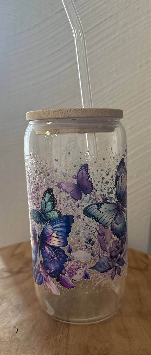 Hitzebeständiges Glas mit Bambusdeckel & Glasstrohhalm 🦋„Butterfly Dream“