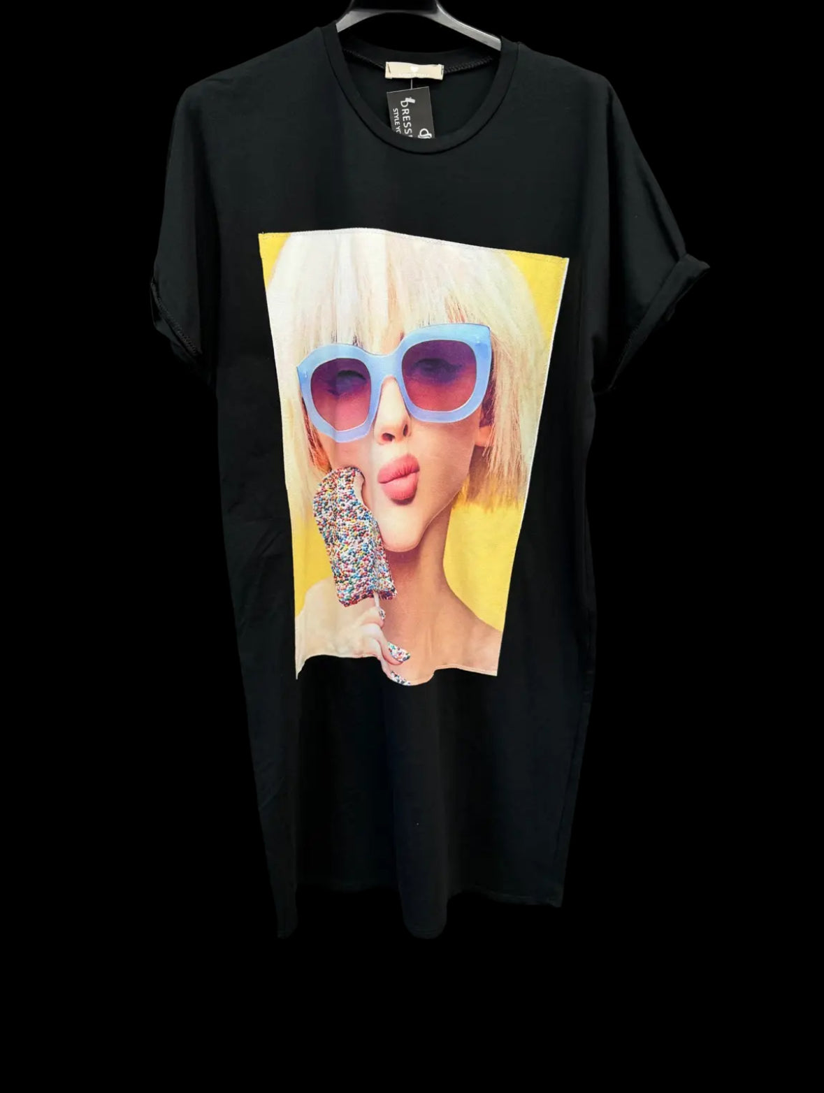 🖤 Ice Cream Queen Shirt

Dieses Shirt versprüht sofort Sommerlaune. Onesize Gr. 36-42