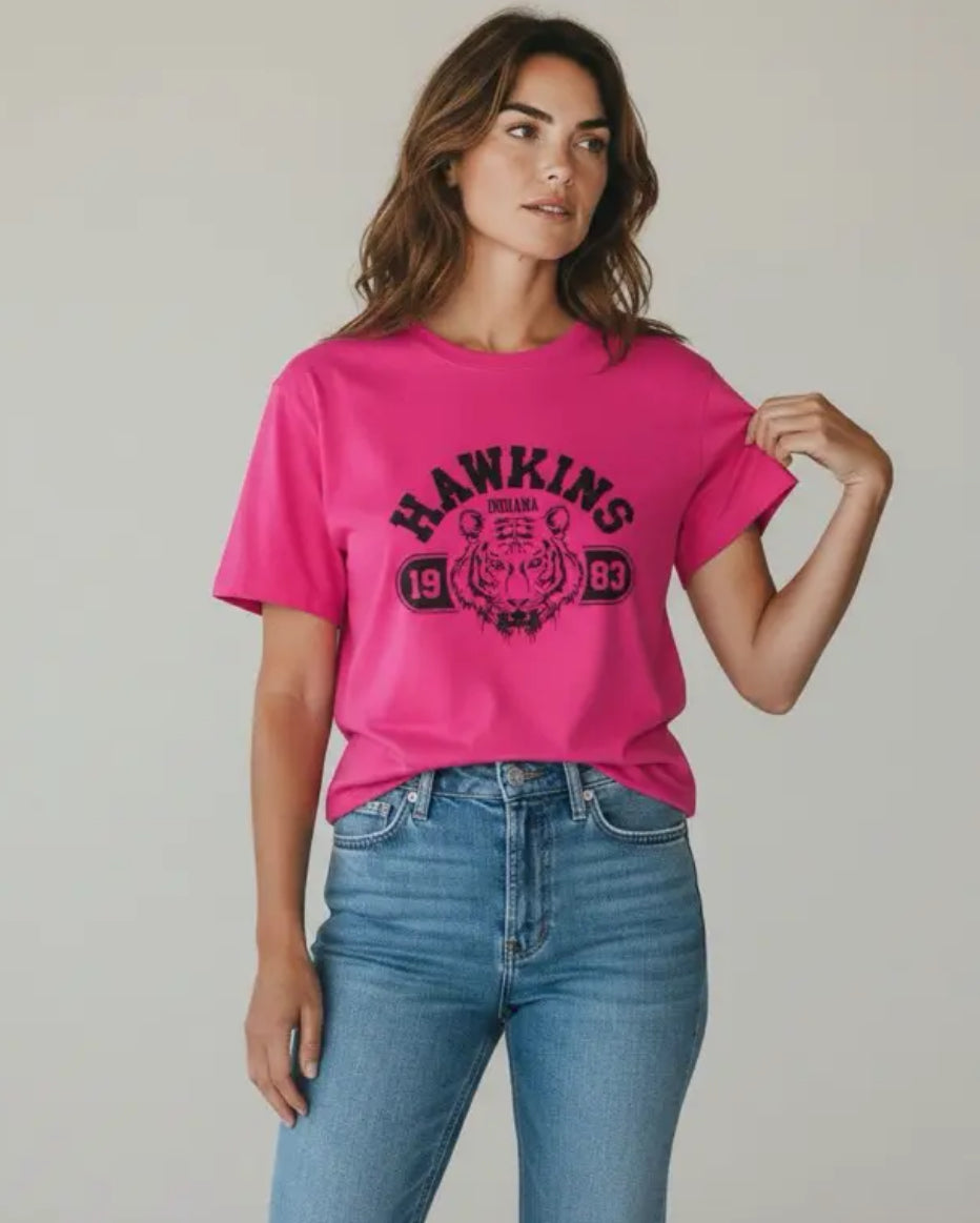 💖 Wild Heart Pink Tee

Dieses Shirt ist alles – außer langweilig. Gr.36-42