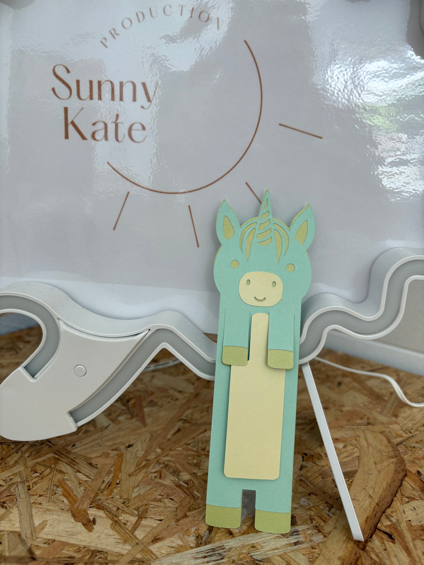 🦄 Einhorn-Lesezeichen mit Klammerfunktion – personalisierbar & handgemacht