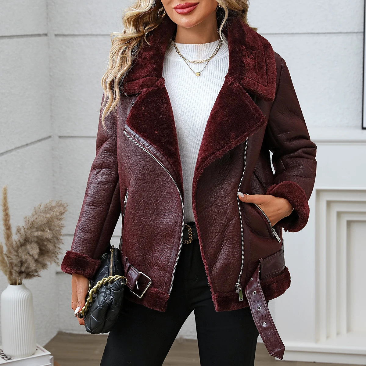 Premium Teddy-Lederimitatjacke “Cosy Chic” – Black | Burgundy | Brown